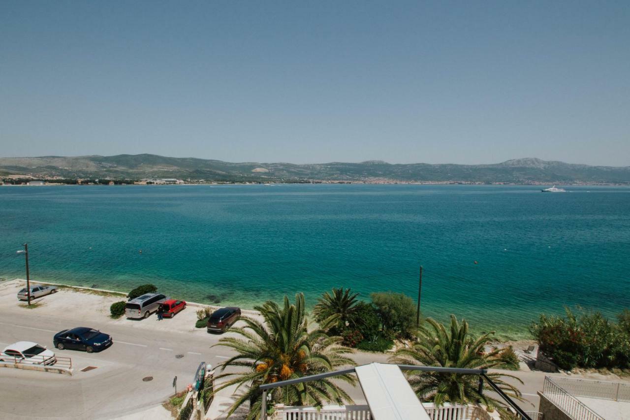 Hotel Vila Tina Arbanija Luaran gambar